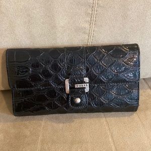 Guess wallet.